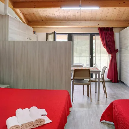 L'isola Del Cavallo 2 Апартаменты Desco